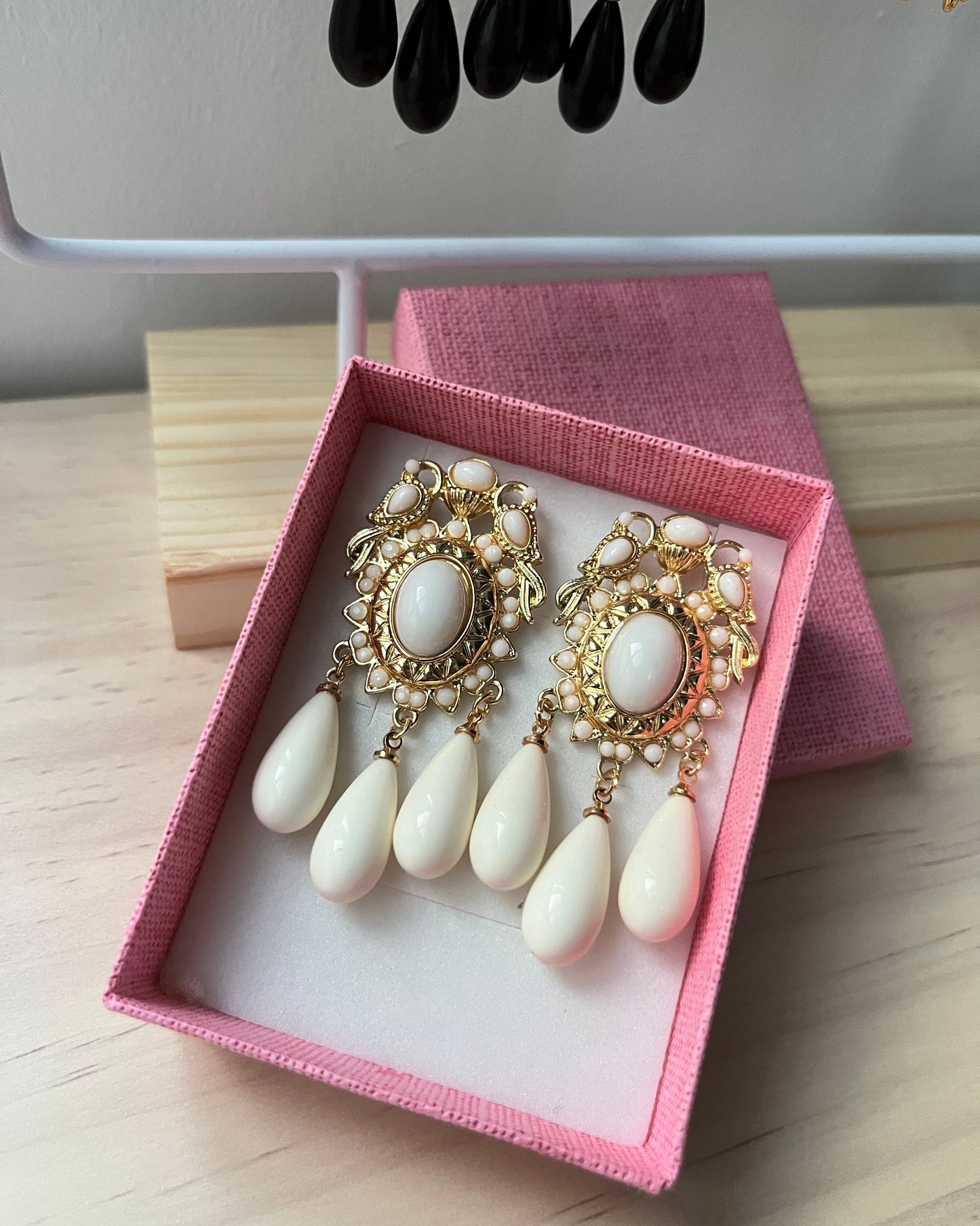 Pendientes Triana Crudo