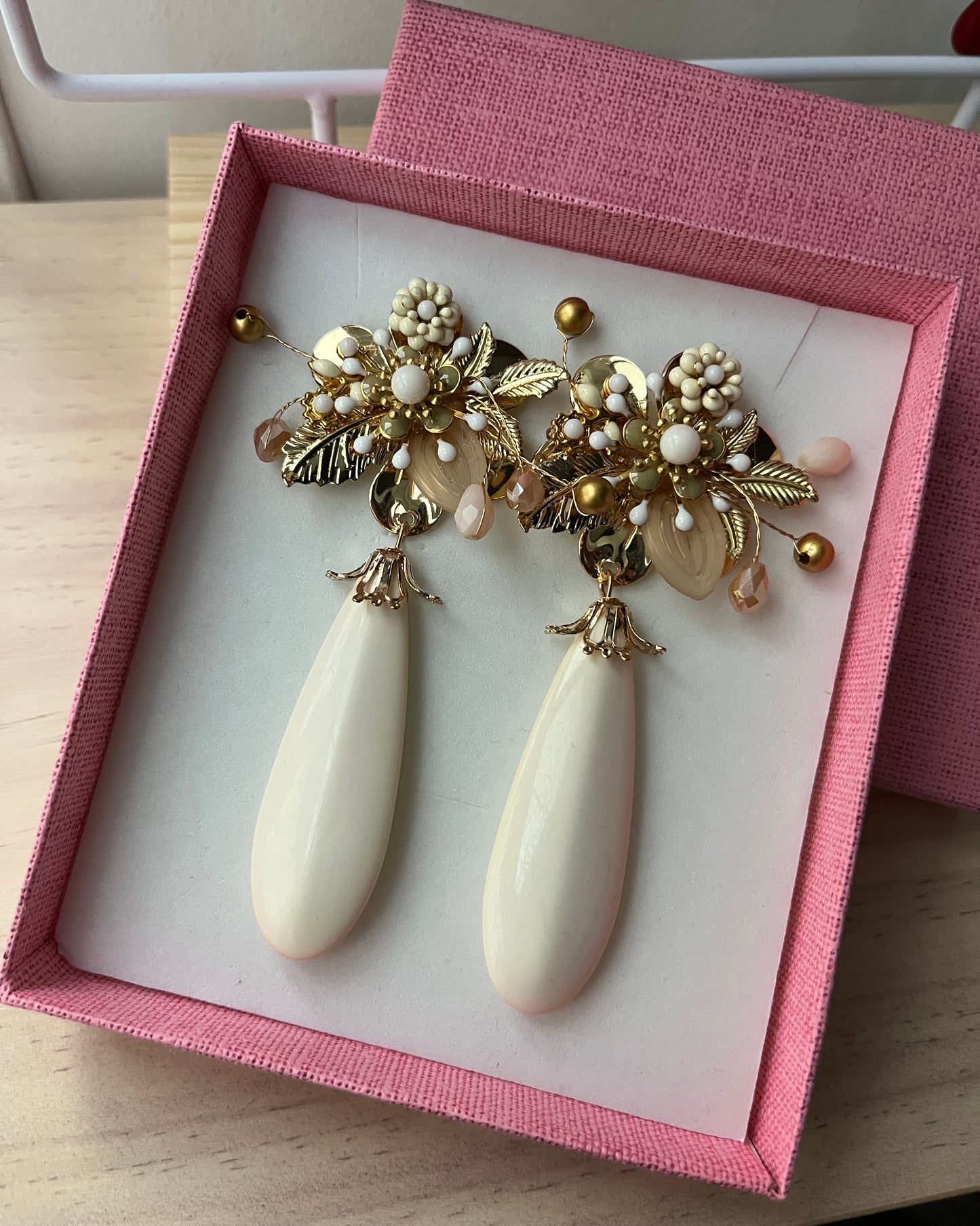 Pendientes Feria Crudo