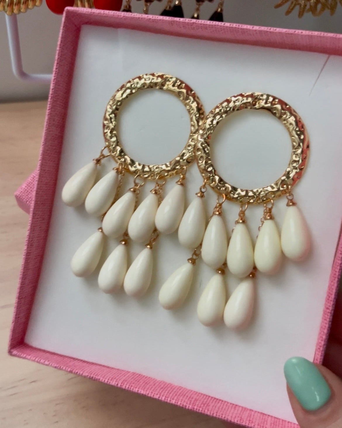 Pendientes Alba Crudo