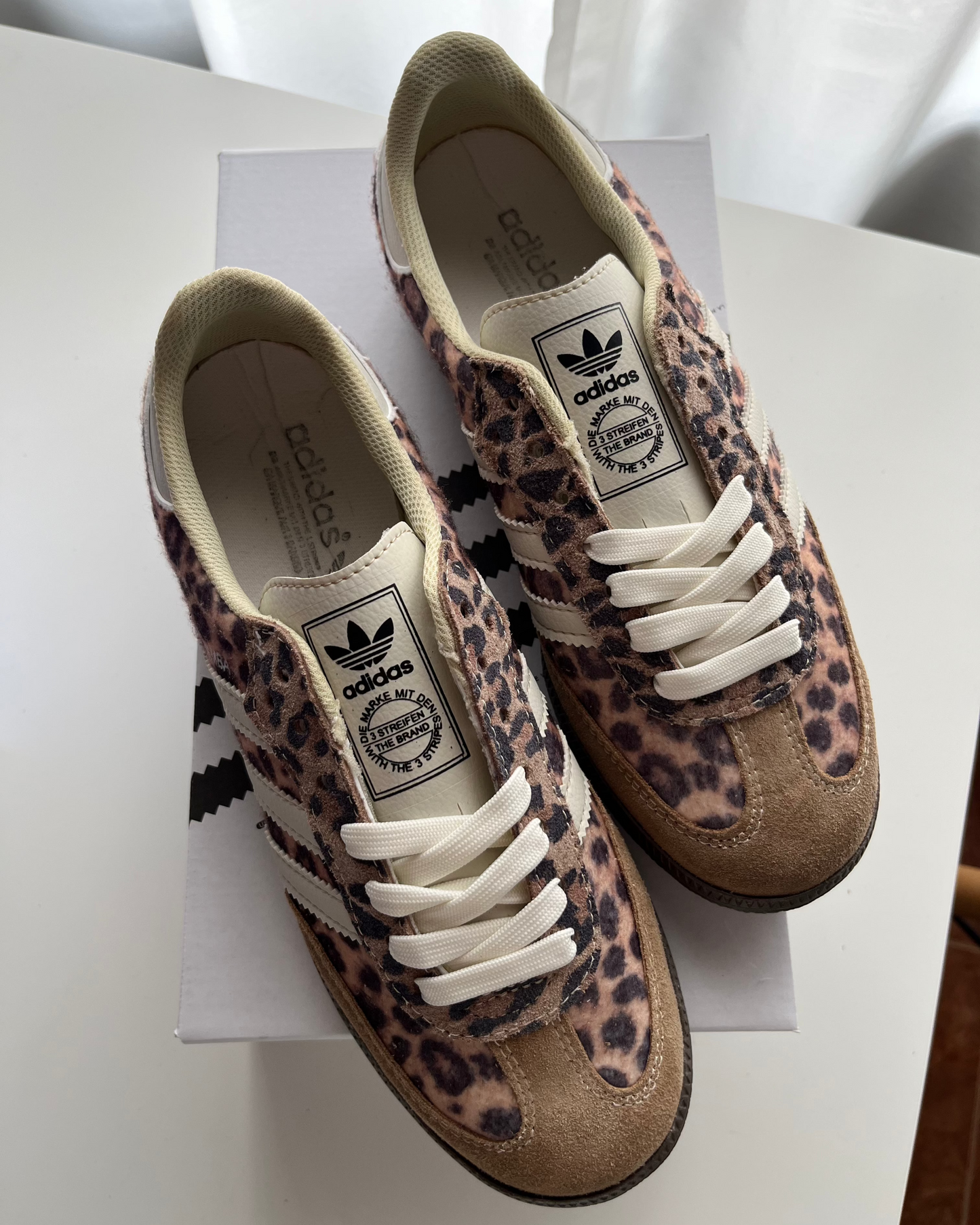 Deportivas Sam Leopardo