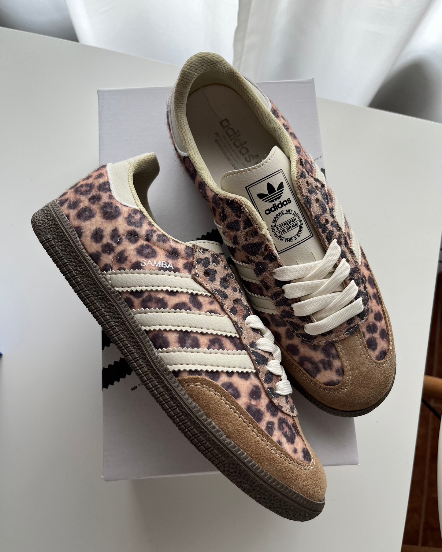 Deportivas Sam Leopardo
