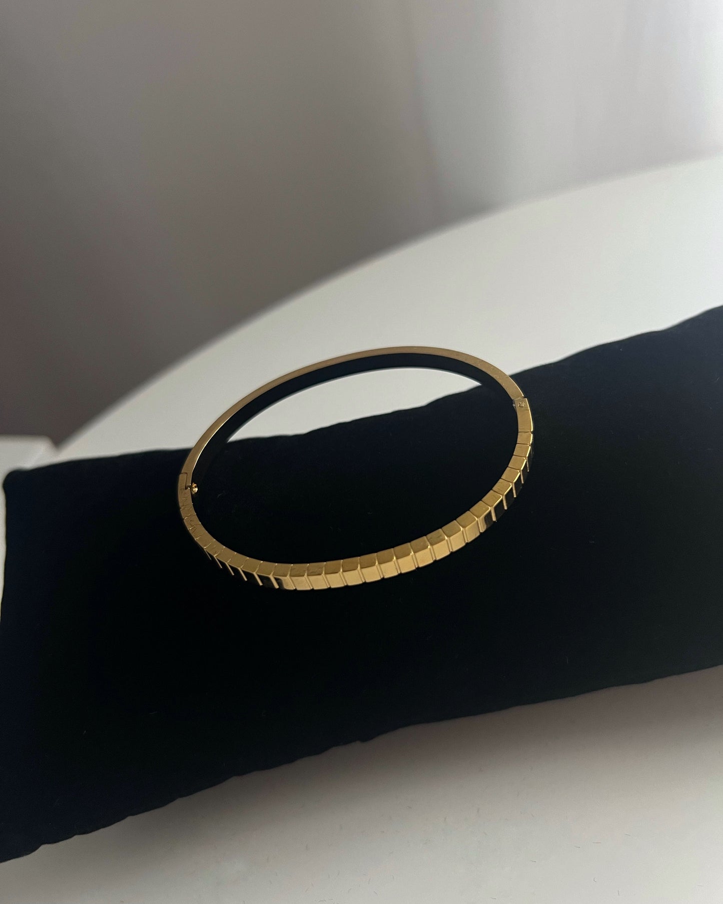 Brazalete dorado