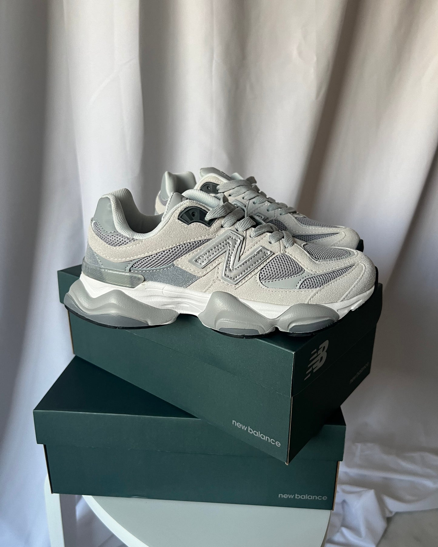 Deportivas 9060